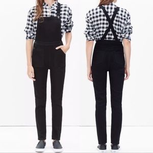 COPY - Madewell Denim Cross-Back Overalls Size S